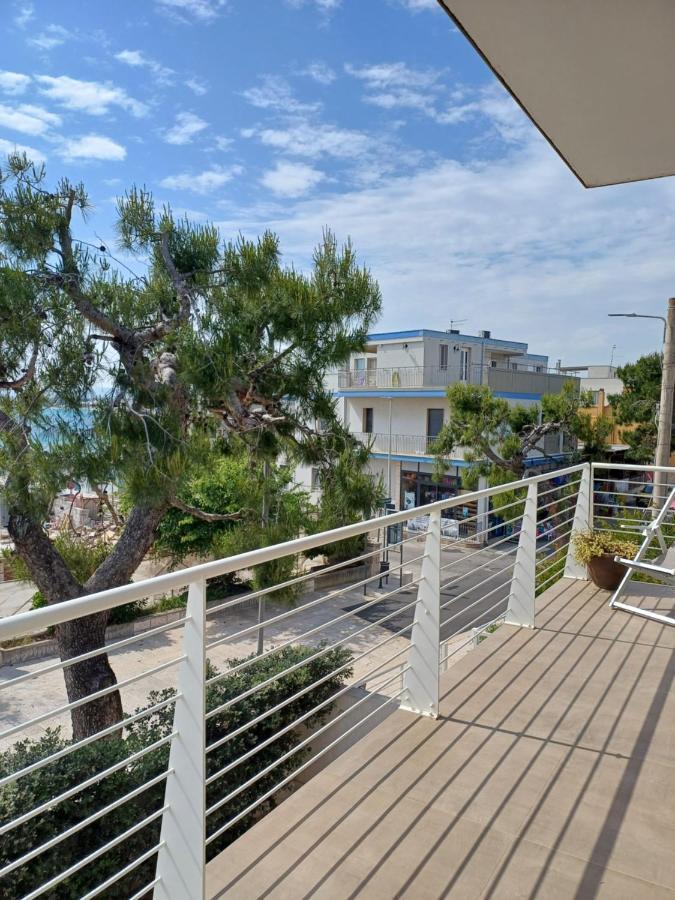 Via Del Faro Apartments Torre Canne Exterior foto